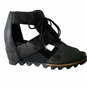 Sorel joanie wedge sandals black size 6
